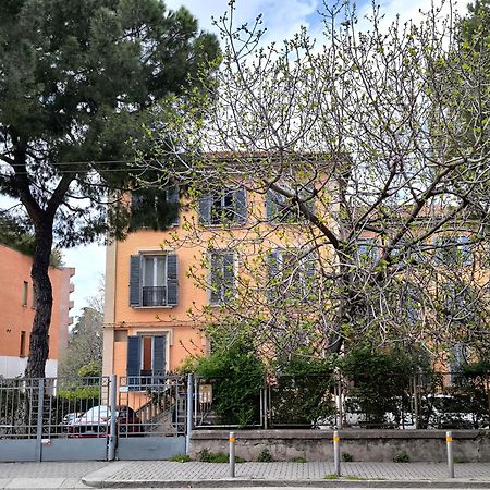 Tupertu Sant'Orsola - Centro Appartement Bologna Buitenkant foto