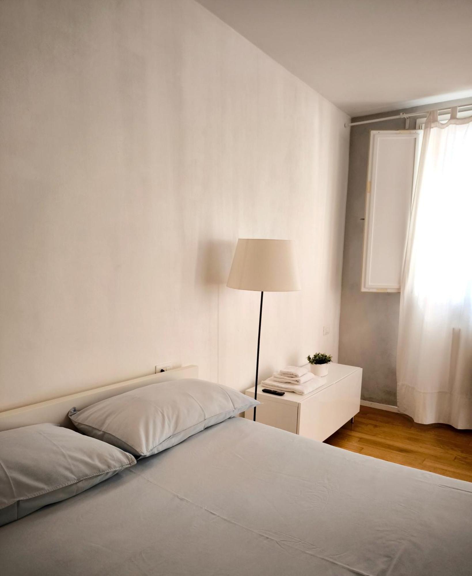 Tupertu Sant'Orsola - Centro Appartement Bologna Buitenkant foto